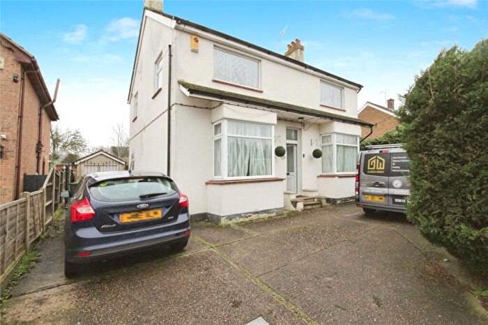4 Bedroom Detached House To Rent In Clay Hill Road, Basildon, Essex, SS16