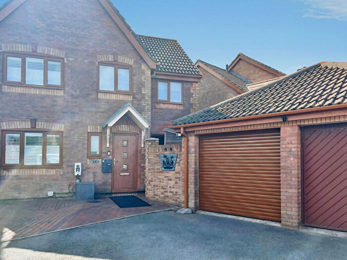 4 Bedroom Detached House For Sale In Mariners Point, Port Talbot, SA12
