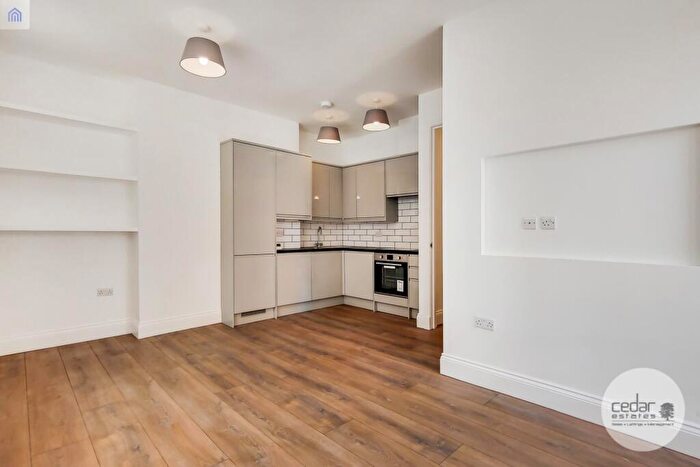 1 Bedroom Flat To Rent In Kilburn High Road, Kilburn, NW6