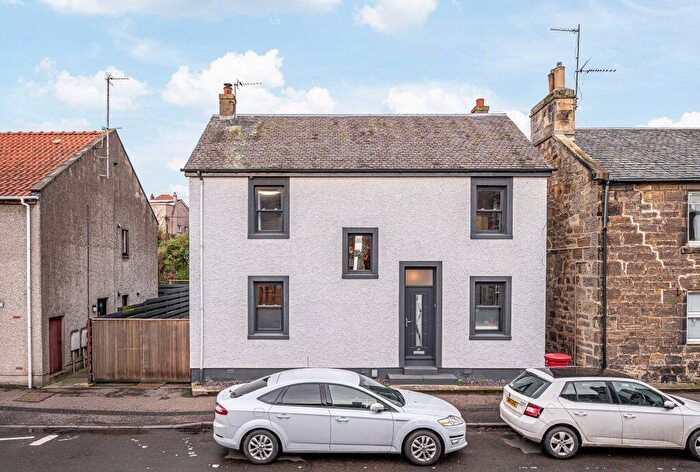 4 Bedroom Detached House For Sale In Main Street, Aberdour, KY3