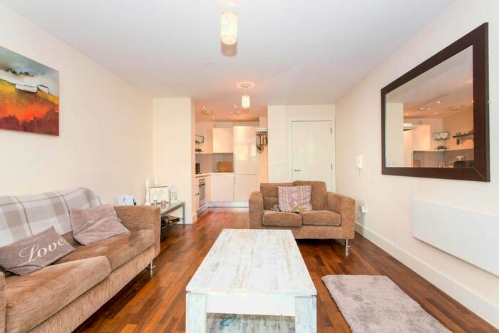 1 Bedroom Flat To Rent In Martin Lane, London, EC4R