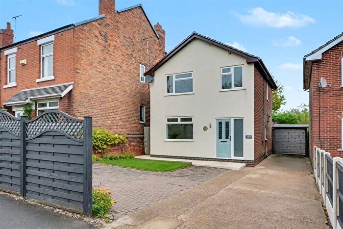 3 Bedroom Detached House For Sale In Belper Road, Stanley Common, Derbyshire, DE7