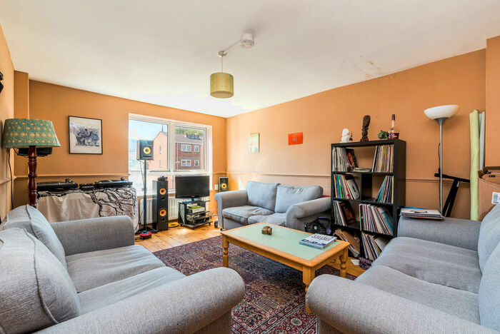 4 Bedroom Terraced House To Rent In Hemp Walk, Elephant And Castle, SE17