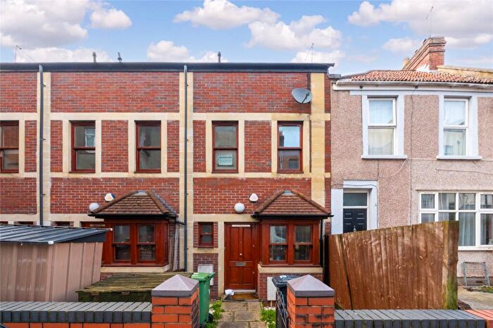 3 Bedroom Terraced House To Rent In Wellington Place, Montpelier, BS6