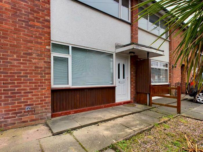 2 Bedroom Semi-Detached House To Rent In Albany Road Lymm, WA13