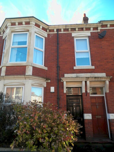 2 Bedroom Ground Flat To Rent In Whitefield Terrace, NE6