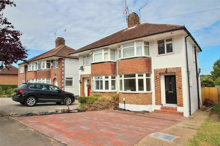 3 Bedroom Semi-Detached House To Rent In Horsell, GU21