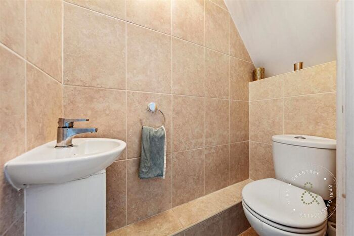 3 Bedroom Terraced House For Sale In Anchor Street, Taffs Well, Cardiff, CF15