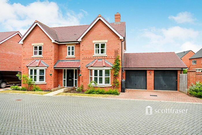 4 Bedroom Property To Rent In Hicks Close, Chalgrove, OX44
