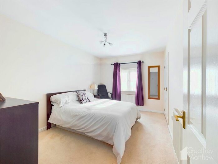 1 Bedroom Flat To Rent In Fairfield Crescent, Stevenage, SG1