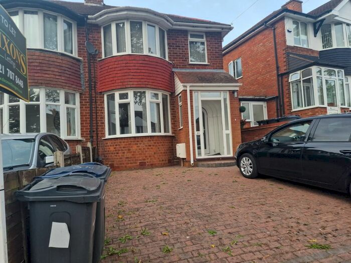 3 Bedroom Semi-Detached House To Rent In Duncroft Road, Birmingham, B26