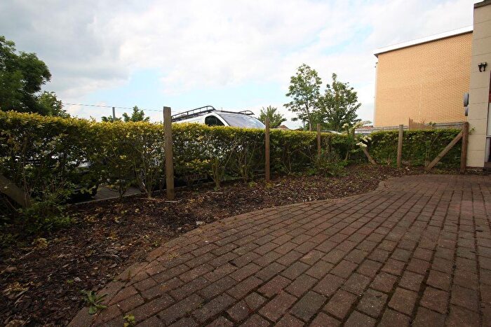 2 Bedroom Flat To Rent In Newcroft House, Croydon, CR0