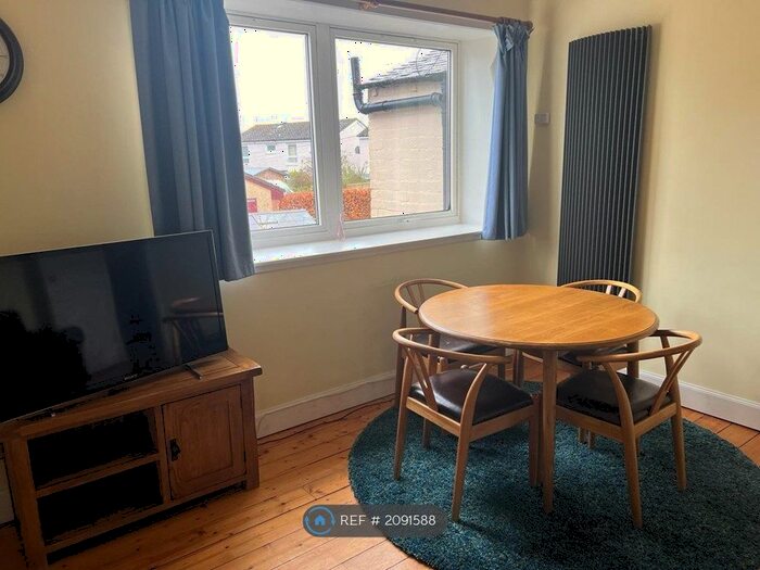 3 Bedroom Maisonette To Rent In Burghlee Terrace, Loanhead, EH20