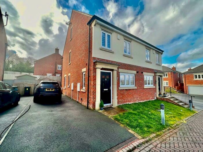 3 Bedroom Semi-Detached House To Rent In Millstone Close, Burley In Wharfedale, LS29