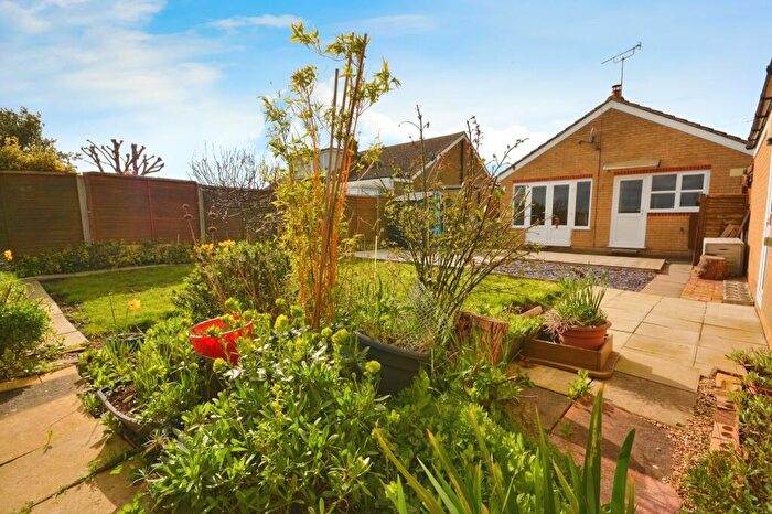 2 Bedroom Detached Bungalow For Sale In Linksfield Road, Westgate-on-sea, CT8