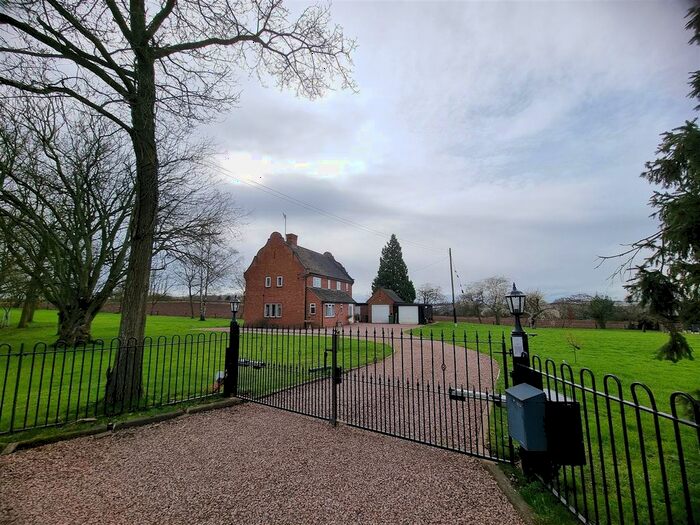 4 Bedroom Detached House To Rent In Elmley Lovett, Droitwich, WR9