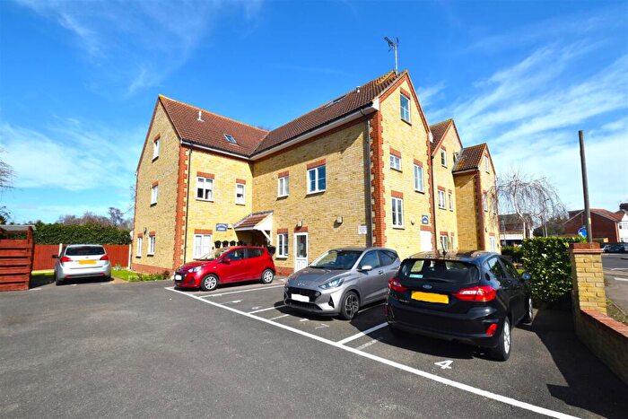 2 Bedroom Retirement Property For Sale In Ashingdon Road, Rochford, SS4
