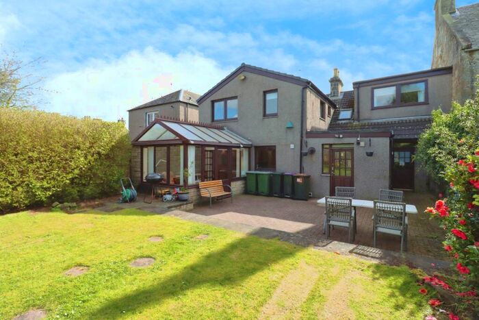 5 Bedroom Town House For Sale In High Street, Kinross, KY13