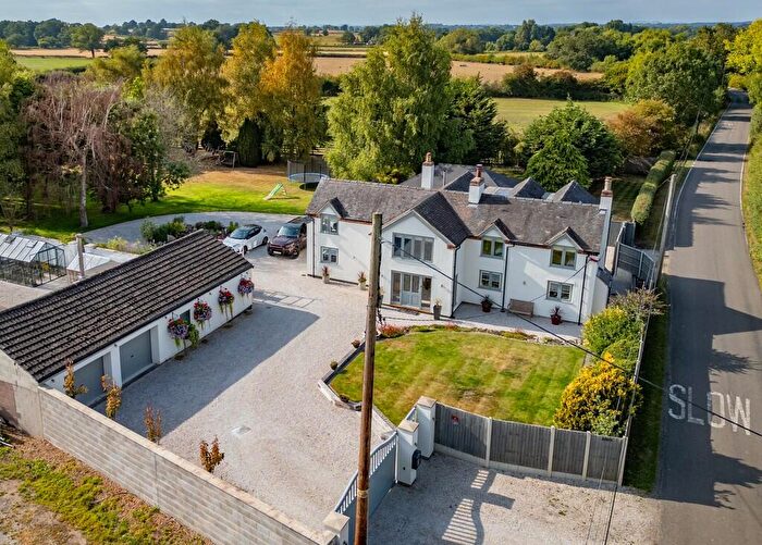 4 Bedroom Detached House For Sale In Longford Lane, Sutton Heath, DE65