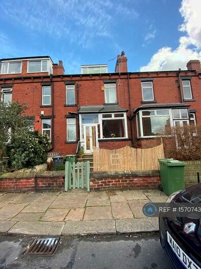 2 Bedroom Terraced House To Rent In Lumley Road, Leeds, LS4