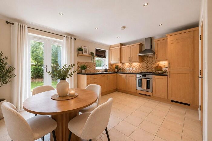 4 Bedroom Semi-Detached House To Rent In Pendenza, Cobham, Surrey, KT11