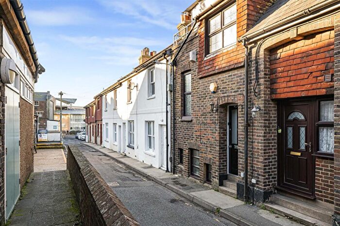 2 Bedroom Property For Sale In Broad Street North, Seaford, BN25