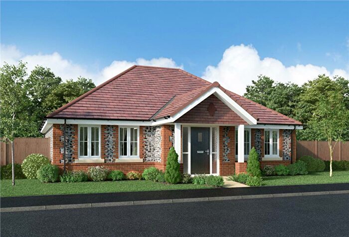 3 Bedroom Bungalow For Sale In Station Road, Oakley, Basingstoke, RG23