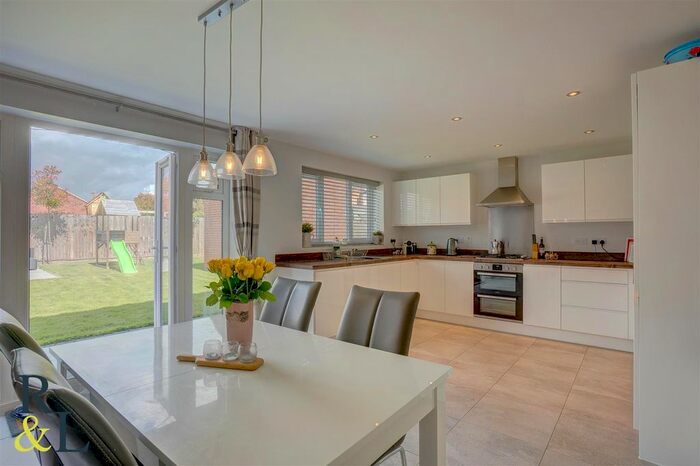 4 Bedroom Detached House For Sale In Pilkington Lane, Ashby-De-La-Zouch, LE65