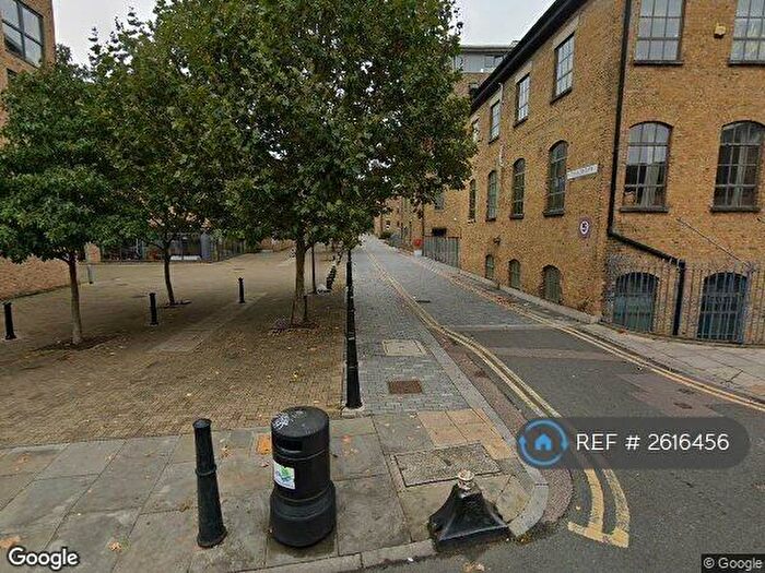 3 Bedroom Flat To Rent In Atkins Court, London, E3