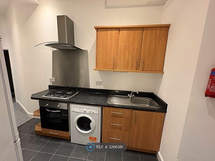 1 Bedroom Flat To Rent In Tavistock Place, Plymouth, PL4