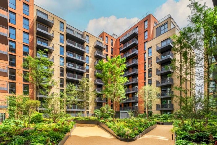 3 Bedroom Apartment To Rent In The Sessile, Ashley Road, Tottenham Hale, N17