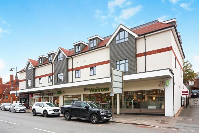 1 Bedroom Flat For Sale In The Broadway, Cheam, SM3