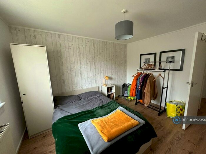 1 Bedroom Flat To Rent In Spruce Road, Cumbernauld, Glasgow, G67