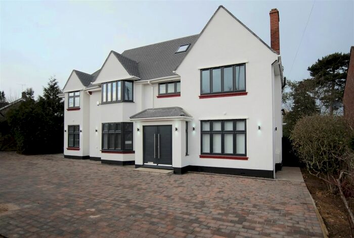7 Bedroom Property To Rent In Deacons Hill Road, Elstree, Borehamwood, WD6