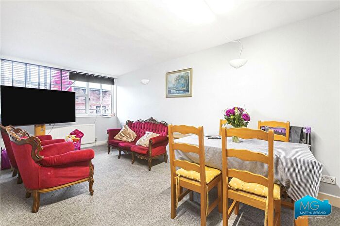 1 Bedroom Flat To Rent In Pyramid House, High Road, North Finchley, London, N12