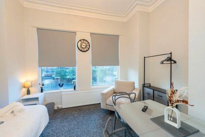 1 Bedroom Studio To Rent In Bennett Road, Manchester, M8