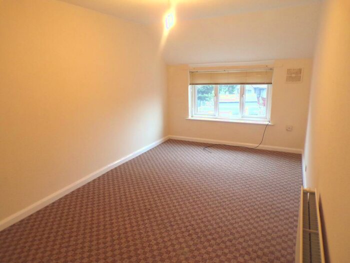 1 Bedroom Flat To Rent In Swan Building, Mochdre, LL28
