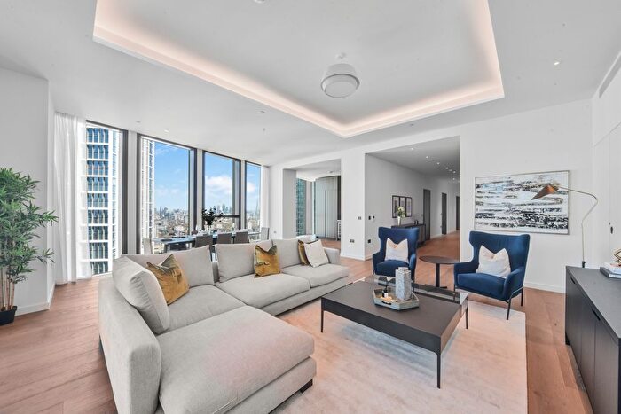 3 Bedroom Flat To Rent In Thames City, London, SW8