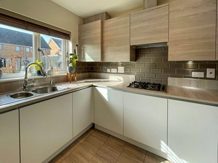 2 Bedroom Terraced House To Rent In Wallingford Way, Berkshire, Maidenhead, SL6