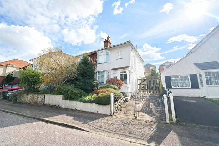 3 Bedroom Semi-Detached House For Sale In Firbank Road, Bournemouth, BH9