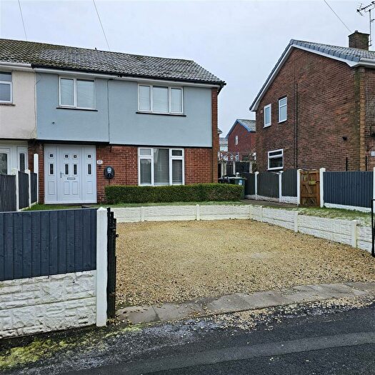 3 Bedroom Semi-Detached House For Sale In Whitewater Road, Ollerton, Newark, NG22