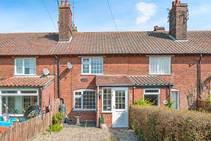 2 Bedroom Terraced House For Sale In Gordon Terrace, Mundesley, Norwich, NR11