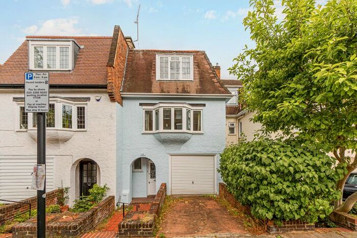 4 Bedroom Terraced House To Rent In Barton Road, London, W14