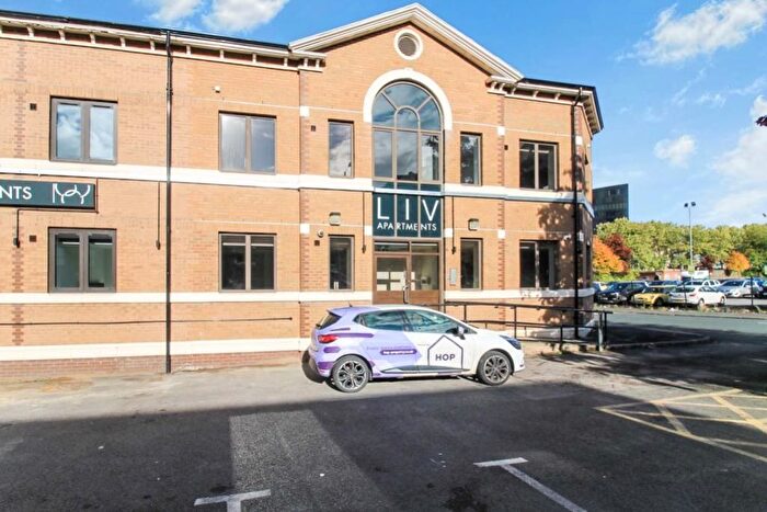 1 Bedroom Flat To Rent In Liv Apartments, George Street, Bradford, West Yorkshire, BD1