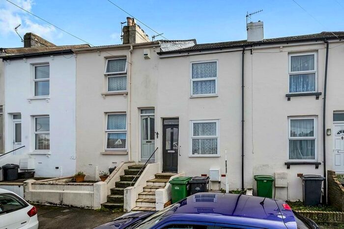 2 Bedroom Terraced House To Rent In Sandown Road, Hastings, East Sussex, TN35
