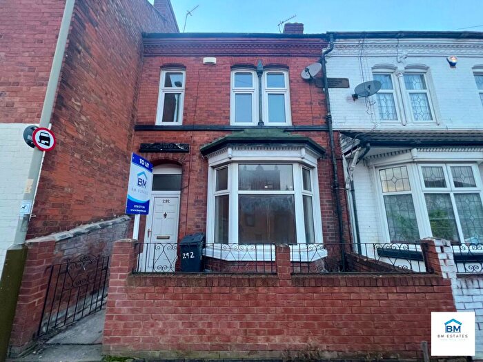 4 Bedroom House To Rent In Harrison Road, Leicester, LE4