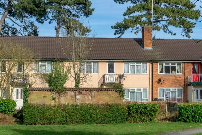 2 Bedroom Flat To Rent In Toppesfield Gardens, Hadleigh, Ipswich IP7