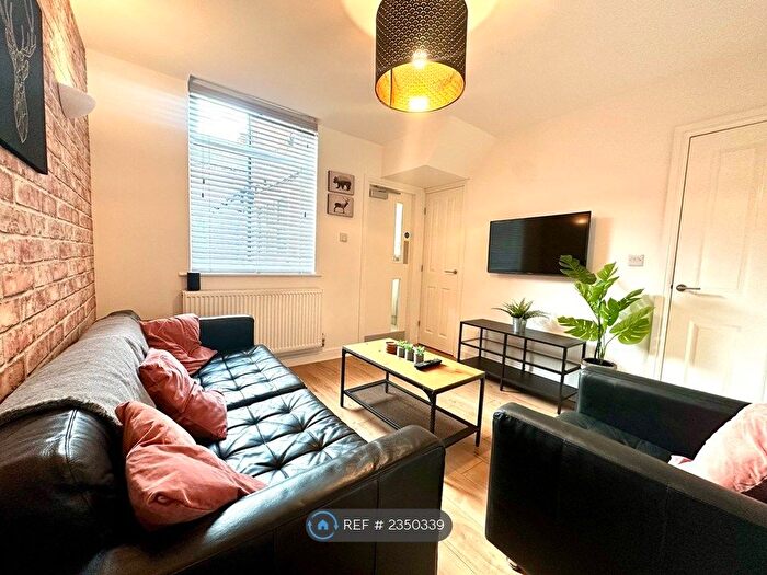 3 Bedroom Terraced House To Rent In Abingdon Road, Middlesbrough, TS1