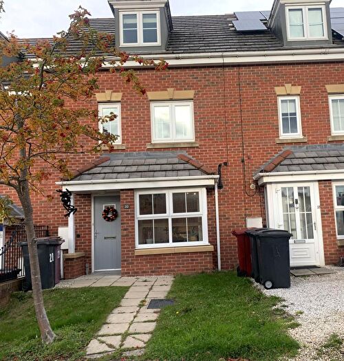 4 Bedroom House To Rent In Lincoln Way, North Wingfield, Chesterfield, S42