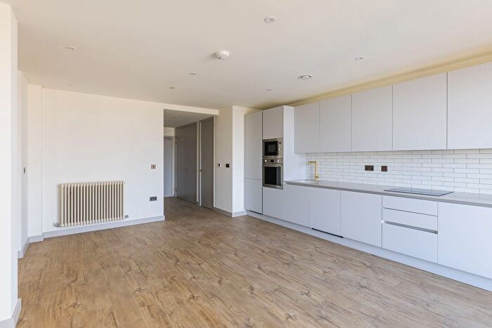 1 Bedroom Flat To Rent In The Eades, Selborne Road, London, E17